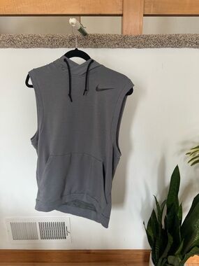 Nike Sleeveless Hooded Tank Top - Gray